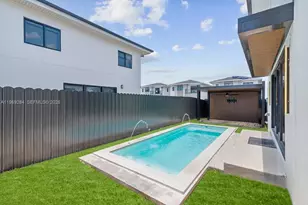 1396 NW 3rd St, Florida City, FL 33034 - Photo 31