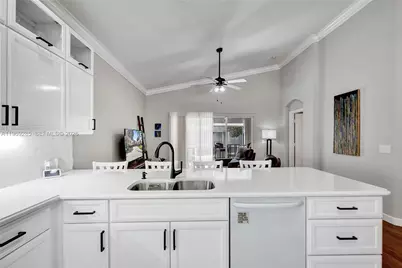 4072 NW 62nd Ct, Coconut Creek, FL 33073 - Photo 15