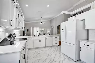 4072 NW 62nd Ct, Coconut Creek, FL 33073 - Photo 13