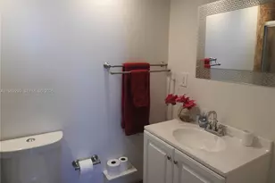 3901 S Ocean Dr, Hollywood, FL 33019 - Photo 13