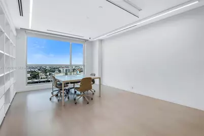 175 SW 7th St #1715, Miami, FL 33130 - Photo 7