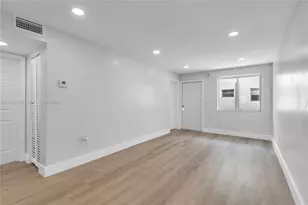 560 NE 63rd St, Miami, FL 33138 - Photo 15