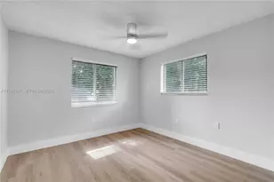 560 NE 63rd St, Miami, FL 33138 - Photo 25