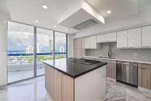 19195 NE 36th Ct, Aventura, FL 33180 - Photo 43