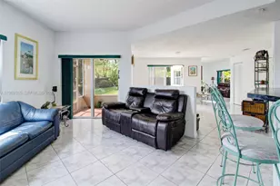 15490 SW 47th St, Miami, FL 33185 - Photo 13