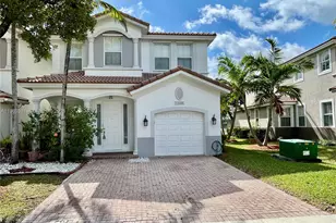 10844 NW 84th St, Doral, FL 33178 - Photo 1