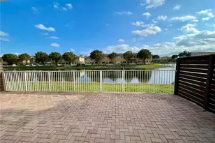 10844 NW 84th St, Doral, FL 33178 - Photo 11