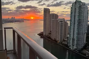 300 S Biscayne Blvd, Miami, FL 33131 - Photo 23