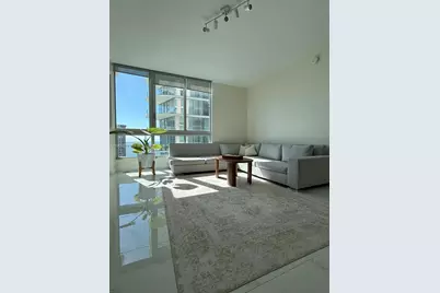 300 S Biscayne Blvd #T-2806, Miami, FL 33131 - Photo 3