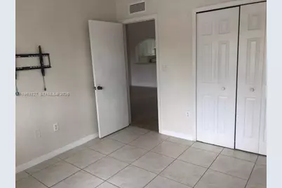 945 NE 33rd Ter #203, Homestead, FL 33033 - Photo 15