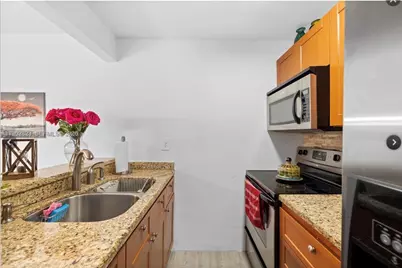 2530 SW 3rd Ave #305, Miami, FL 33129 - Photo 7