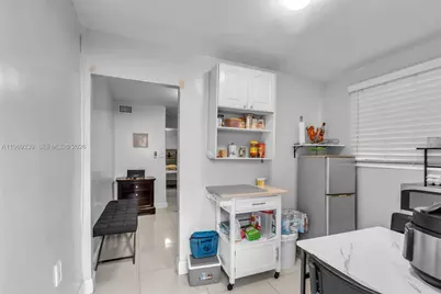 2775 W 71st Pl, Hialeah, FL 33016 - Photo 19