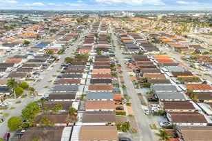 2775 W 71st Pl, Hialeah, FL 33016 - Photo 35