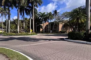 4045 W McNab Rd, Pompano Beach, FL 33069 - Photo 25