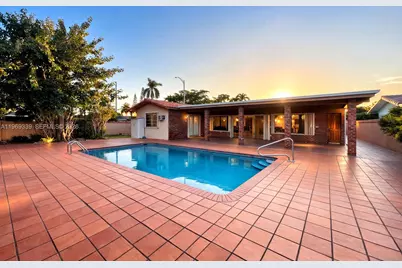 2351 SW 92nd Pl, Miami, FL 33165 - Photo 9