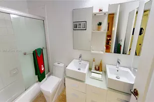 10730 NW 66th St, Doral, FL 33178 - Photo 13