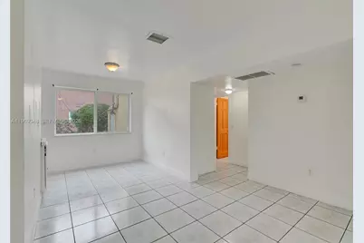 16791 NE 20th Ave #1, North Miami Beach, FL 33162 - Photo 5