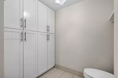 3610 Yacht Club Dr #414, Aventura, FL 33180 - Photo 9