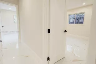 3801 NE 16th Terrace, Oakland Park, FL 33334 - Photo 17