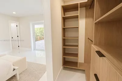 3801 NE 16th Ter, Oakland Park, FL 33334 - Photo 15