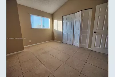 3441 NW 44th St #204, Oakland Park, FL 33309 - Photo 13