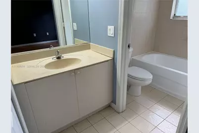 1606 SE 31st Ct, Homestead, FL 33035 - Photo 7