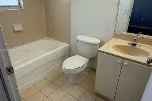 1606 SE 31st Ct, Homestead, FL 33035 - Photo 9