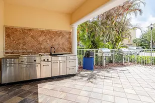 17 Harbour Isle Dr W, Fort Pierce, FL 34949 - Photo 25