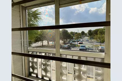 16701 NE 14th Ave #212, Miami, FL 33162 - Photo 3