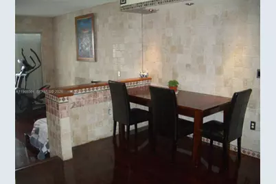 10900 SW 104th St #324, Miami, FL 33176 - Photo 3