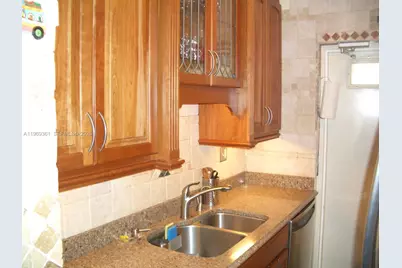 10900 SW 104th St #324, Miami, FL 33176 - Photo 37