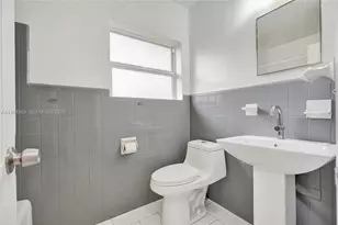 208 SW 2nd Pl, Dania Beach, FL 33004 - Photo 27