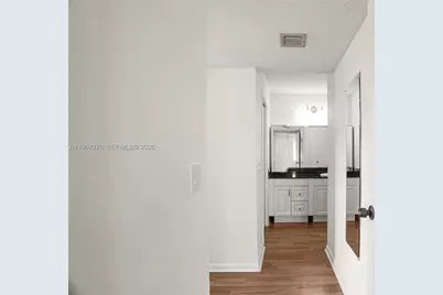 432 Lakeview Dr #201, Weston, FL 33326 - Photo 21