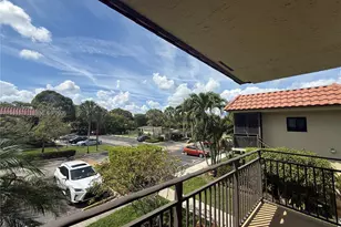 432 Lakeview Dr, Weston, FL 33326 - Photo 27