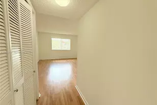 432 Lakeview Dr, Weston, FL 33326 - Photo 17