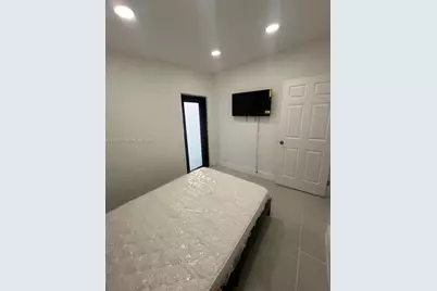 2061 Rutland St, Opa-Locka, FL 33054 - Photo 13