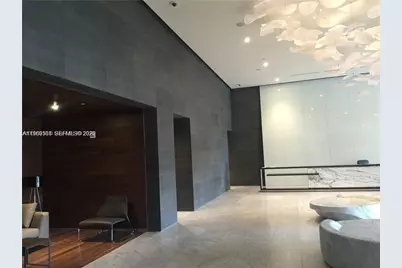 68 SE 6th St #2807, Miami, FL 33131 - Photo 17