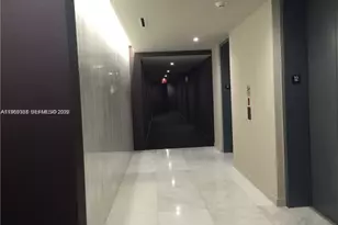 68 SE 6th St, Miami, FL 33131 - Photo 33