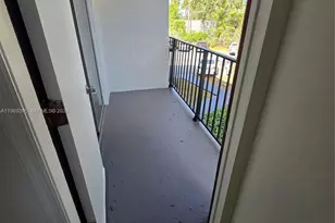 8007 W 6th Ave, Hialeah, FL 33014 - Photo 21