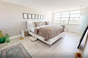 137 Golden Isles Dr, Hallandale Beach, FL 33009 - Photo 9