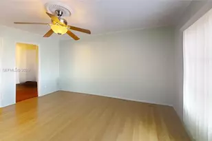 200 Diplomat Pkwy, Hallandale Beach, FL 33009 - Photo 19