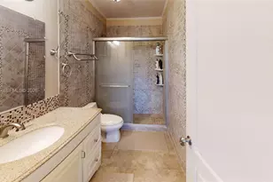 200 Diplomat Pkwy, Hallandale Beach, FL 33009 - Photo 23