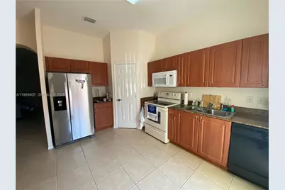 1978 SE 23rd Ter #1978, Homestead, FL 33035 - Photo 9