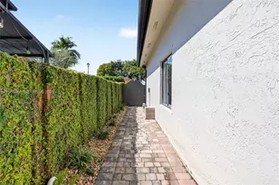 14231 SW 161st Pl, Miami, FL 33196 - Photo 53