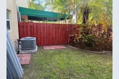 2402 NE 41st Pl #2402, Homestead, FL 33033 - Photo 21