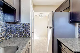 2335 NE 172 Nd, North Miami Beach, FL 33160 - Photo 9