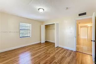 2335 NE 172 Nd, North Miami Beach, FL 33160 - Photo 13