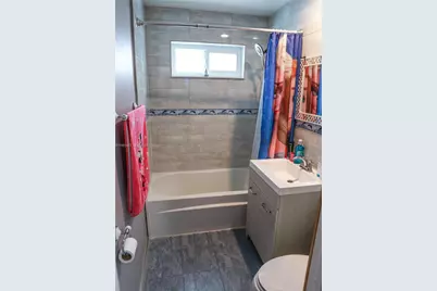 1013 Cherry Rd, West Palm Beach, FL 33409 - Photo 9