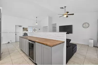 9731 NW 32nd Mnr, Sunrise, FL 33351 - Photo 5