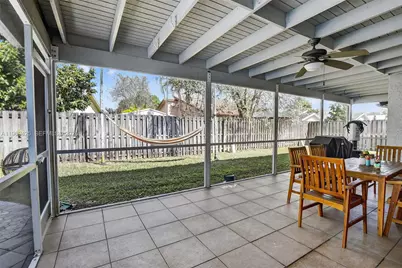 9731 NW 32nd Mnr, Sunrise, FL 33351 - Photo 19